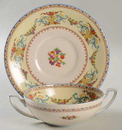 Royal York Flat Cream Soup Bowl & Saucer Set