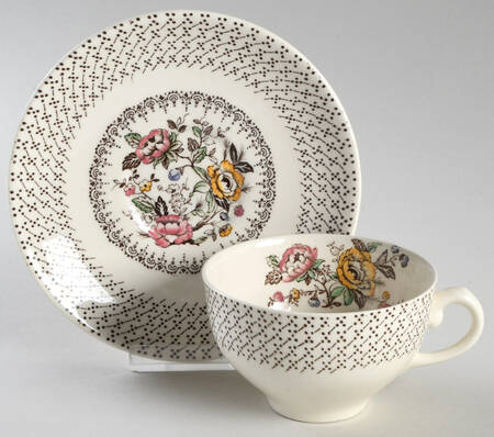 Swing Time (Smooth) Flat Cup & Saucer Set