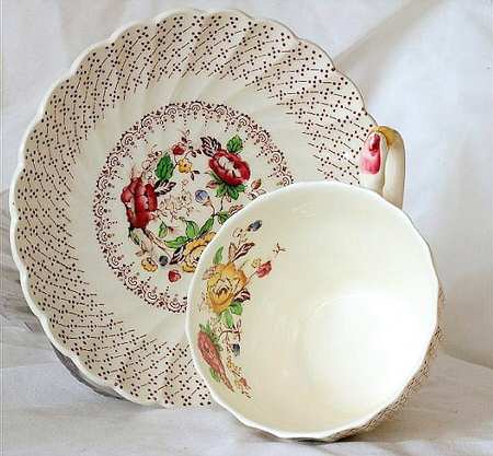 Symphony Footed Cup & Saucer Set