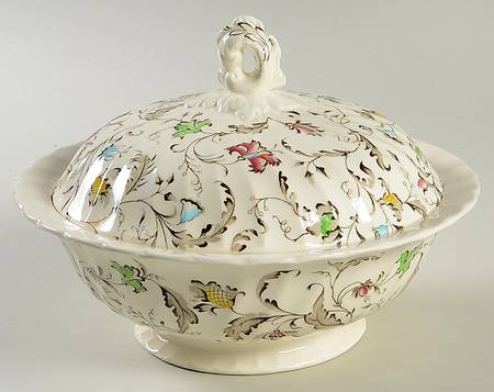 Vanity Fair Multicolor Round Covered Vegetable