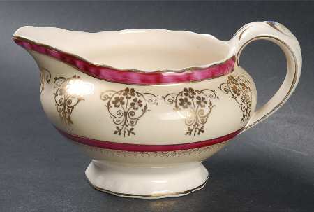 Valencia Burgundy Creamer