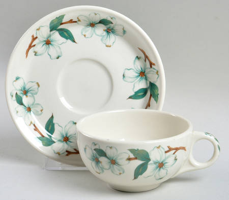 Monticello Flat Cup & Saucer Set