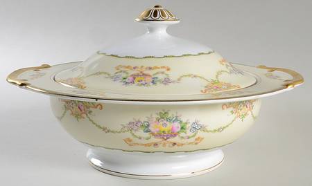 Cavalier Round Covered Vegetable