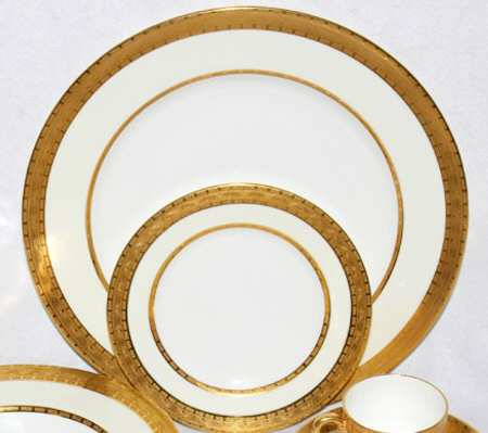 H1992 Dinner Plate