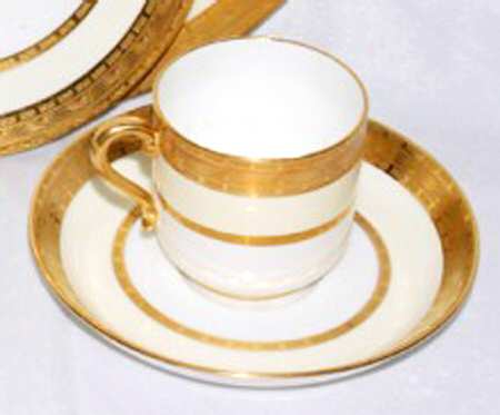 H1992 Flat Demitasse Cup & Saucer Set