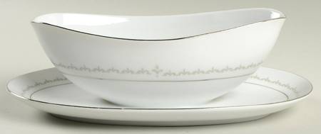 Esquire Gravy Boat with Attached Underplate