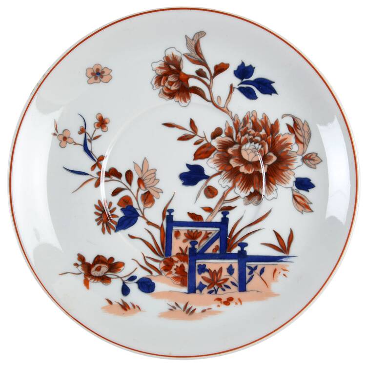 Amor'e Peony Saucer