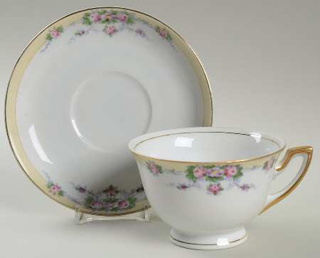 Buffalo Footed Cup & Saucer Set