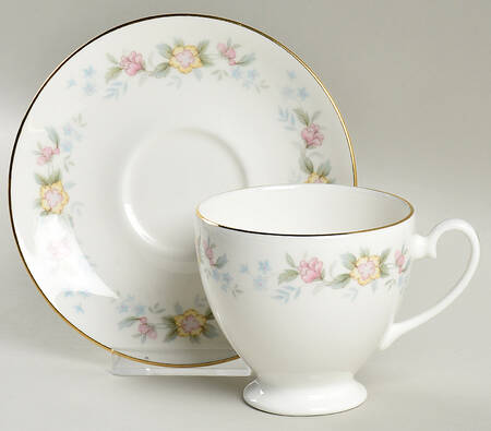 Alpine Footed Cup & Saucer Set