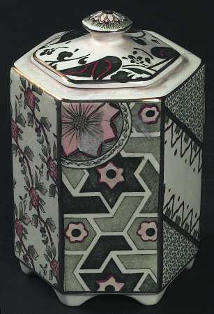 Applique Green Ming Jar & Lid
