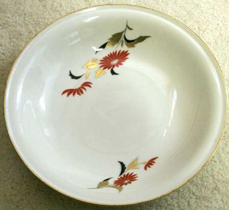 Kiku Saucer
