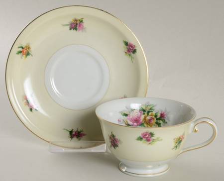Garden Rose Footed Cup & Saucer Set
