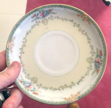 MEI488 Saucer