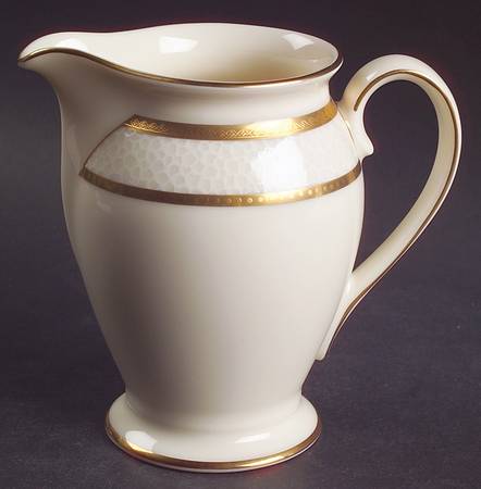 Ivory Flair Creamer