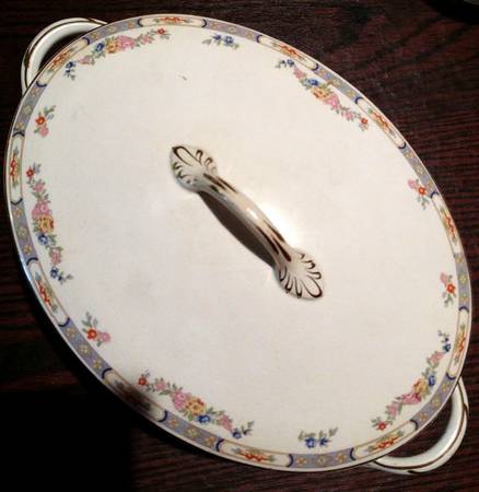 MCE2 Oval Covered Vegetable