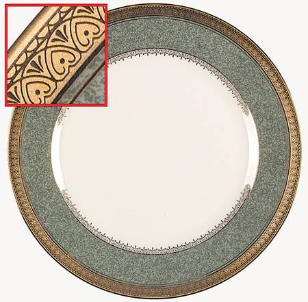 Palatial Gold Accent Luncheon Plate