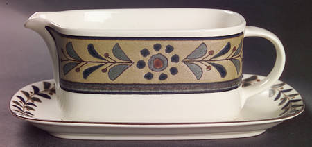 Tivoli Garden Gravy Boat & Underplate (Relish/Butter)