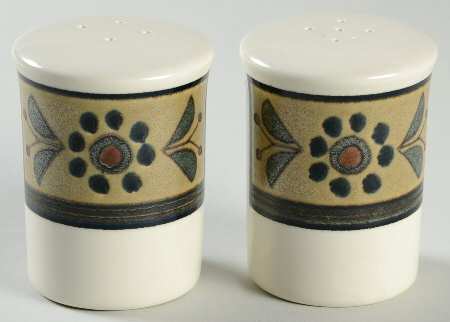 Tivoli Garden Salt & Pepper Set