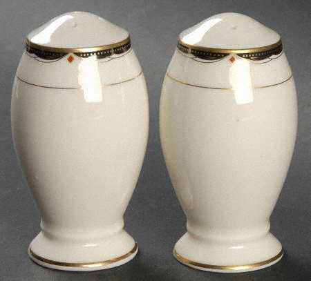 Coronet Salt & Pepper Set