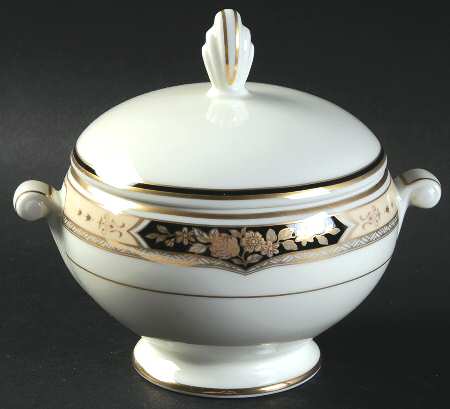 Victorian Hall Sugar Bowl & Lid