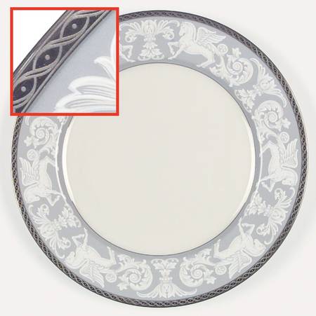 Gothic Crest Dinner Plate