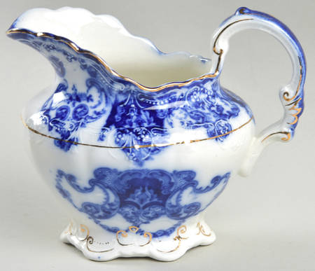 Dainty (Gold Trim, Flow Blue) Creamer