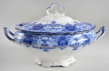 Dainty (Gold Trim, Flow Blue) Oval Tureen & Lid