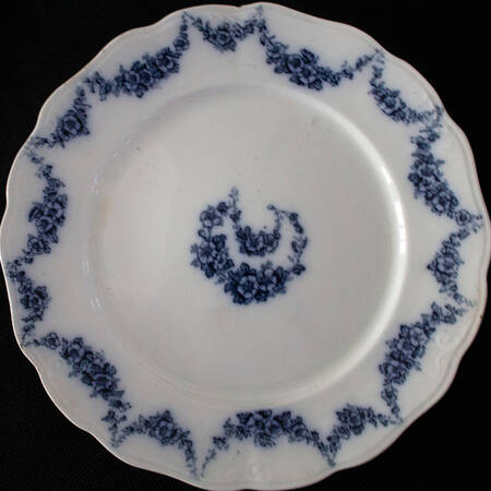Heumann(No Trim) Dinner Plate