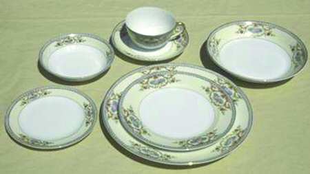 MEI534 Flat Cup & Saucer Set