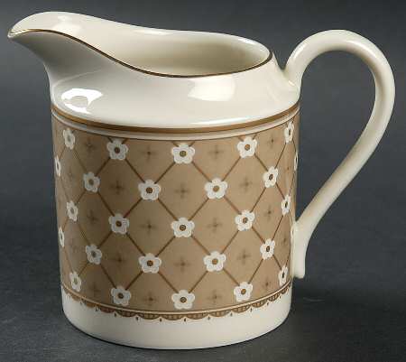 Dubonnet Beige Creamer