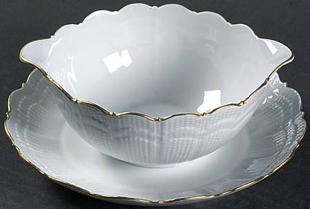 Corail Gravy Boat with Attached Underplate