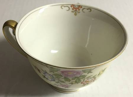 MEI541 Footed Cup