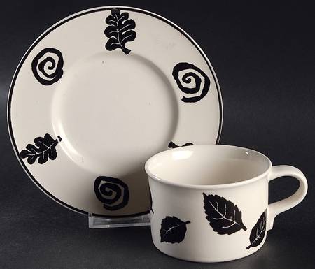 Central Park Flat Cup & Saucer Set