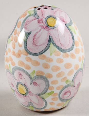Myrtle Pepper Shaker