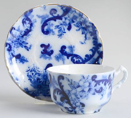 Paisley Flat Cup & Saucer Set