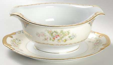 Diana Gravy Boat with Attached Underplate