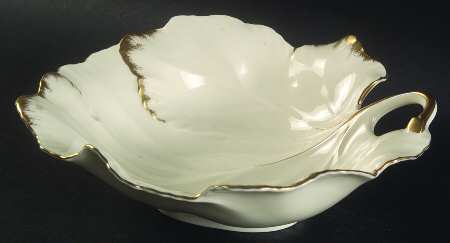 24 Karat (Bone) 7" Leaf Dish