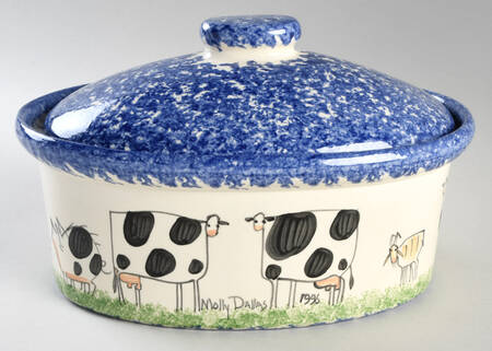 Molly's Cows Blue 2.5 Quart Oval Covered Casserole
