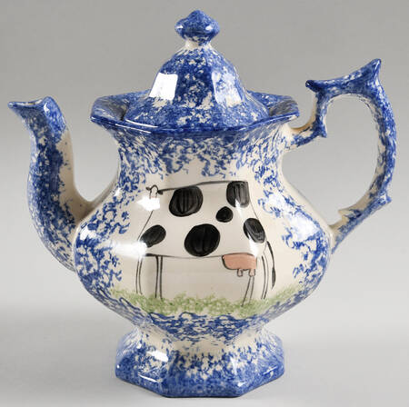 Molly's Cows Blue Tea/Coffee Pot & Lid