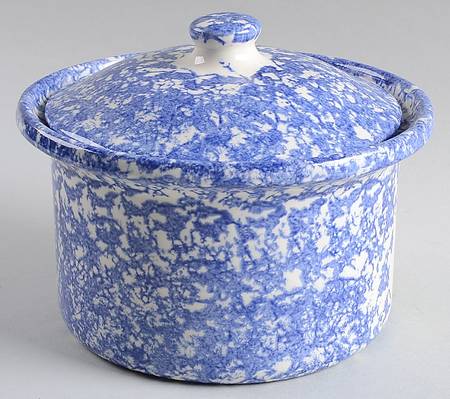 Molly's Cows Blue Bean Pot & Lid No Underplate