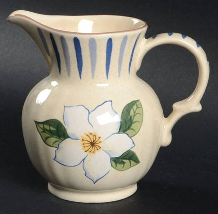 Tender Fleur Creamer