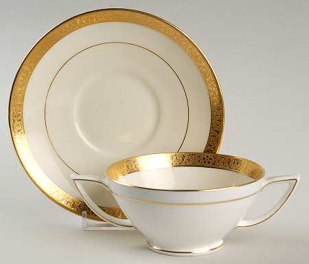 Westminster Footed Bouillon Cup & Saucer