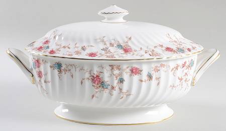 Ancestral (Wreath Backstamp) Oval Tureen & Lid