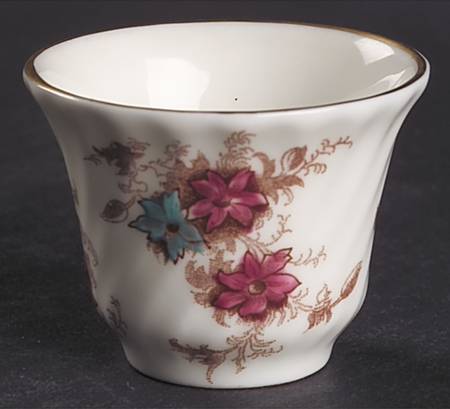 Ancestral (Wreath Backstamp) Single Egg Cup