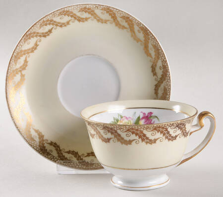 Gramercy Footed Cup & Saucer Set