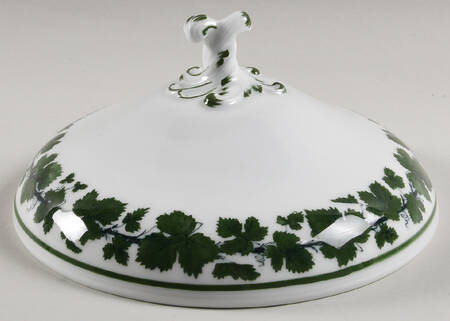 Full Green Vine (Scalloped, No Trim) Lid for Round Vegetable