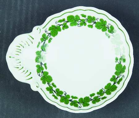 Full Green Vine (Scalloped, No Trim) Nut Dish
