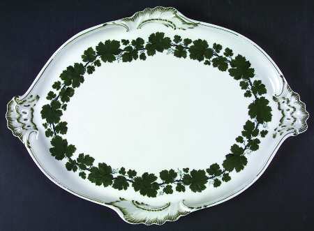 Full Green Vine (Scalloped, No Trim) 18" Oval Tray
