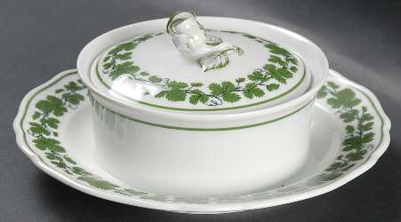 Full Green Vine (Scalloped, No Trim) Round Covered Butter with Attached Underplate