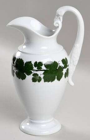 Full Green Vine (Smooth, No Trim) Creamer